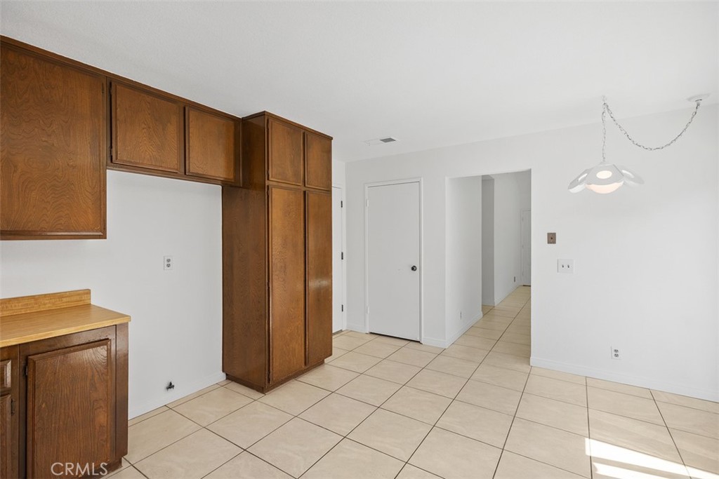 22926 Caminito Nicosia 43