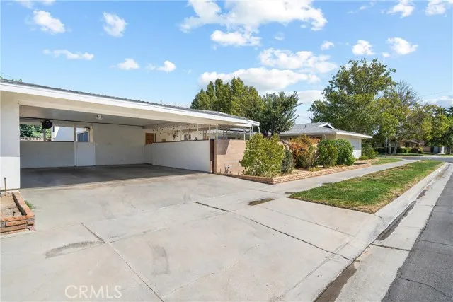 1601 W Kildare Street