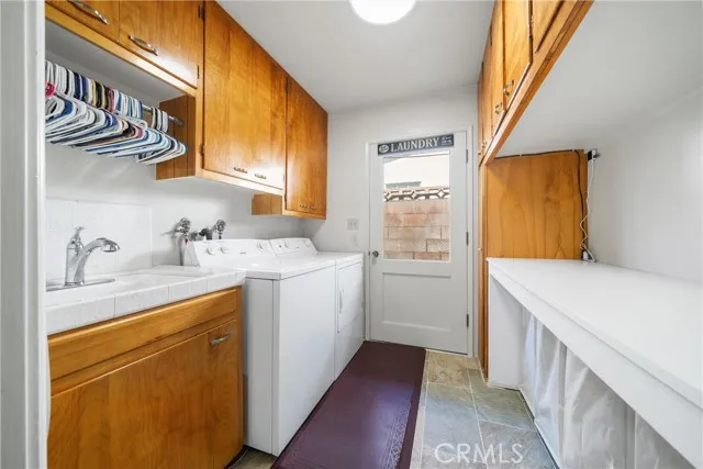 1601 W Kildare Street