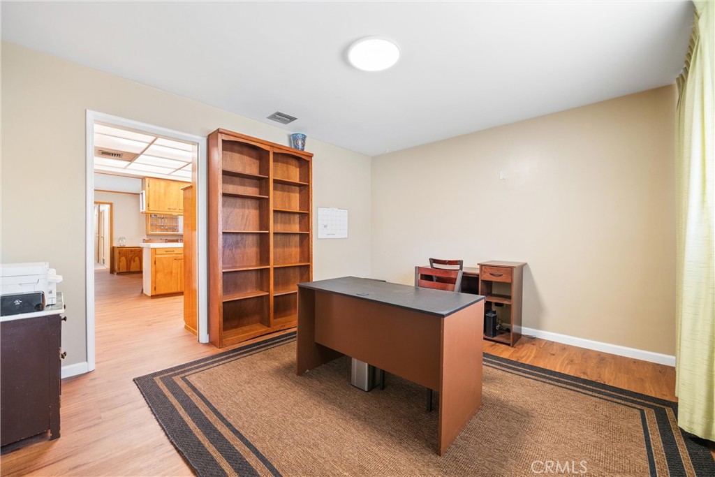 1601 W Kildare Street