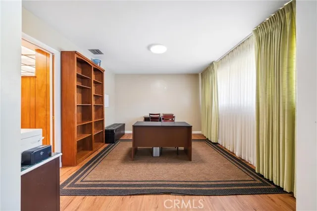 1601 W Kildare Street