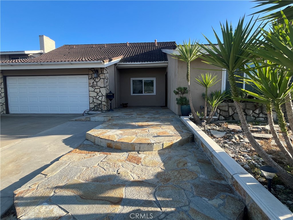 11052 Blue Allium Avenue