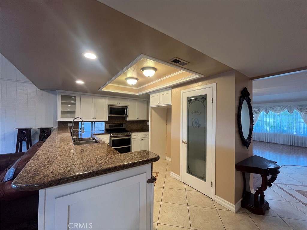 11052 Blue Allium Avenue