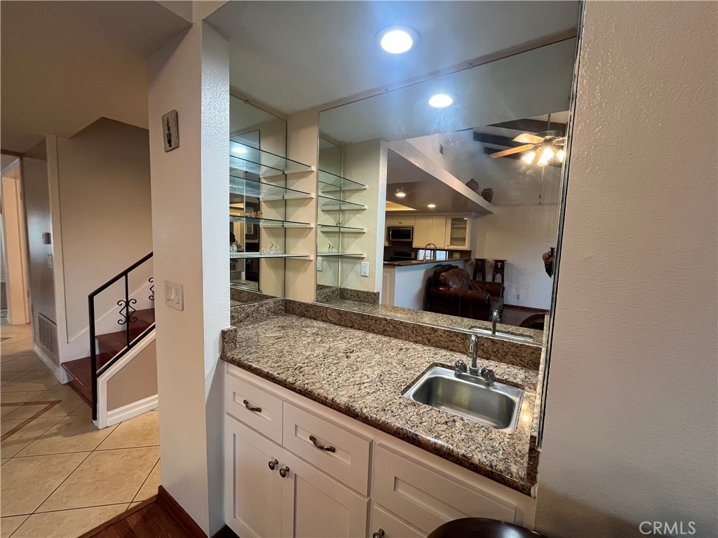 11052 Blue Allium Avenue