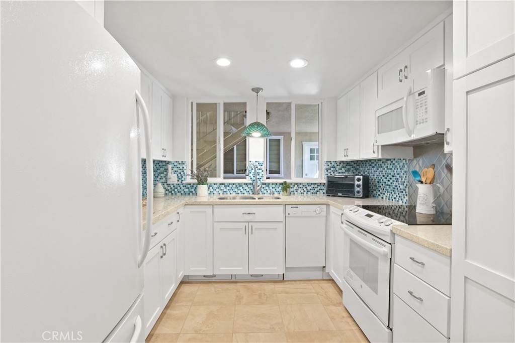 126 Avenida Majorca A