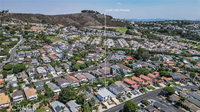 34538 Calle Naranja