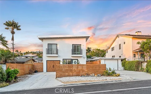34538 Calle Naranja