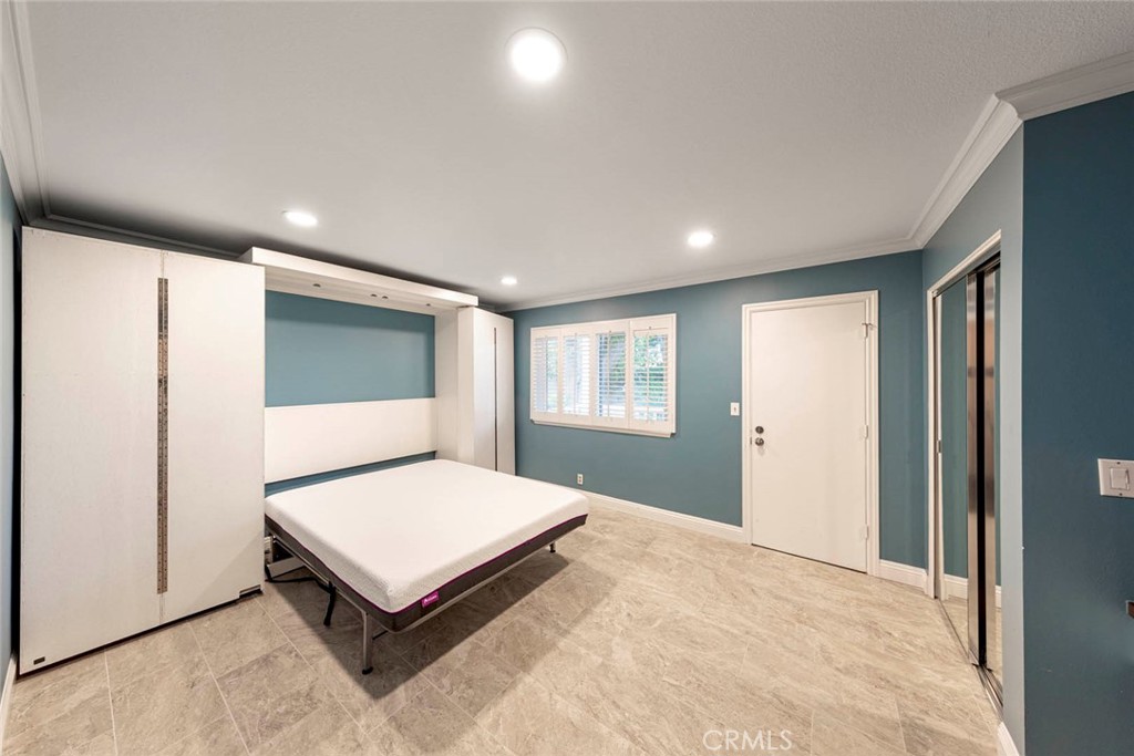 17850 Winterberry Street