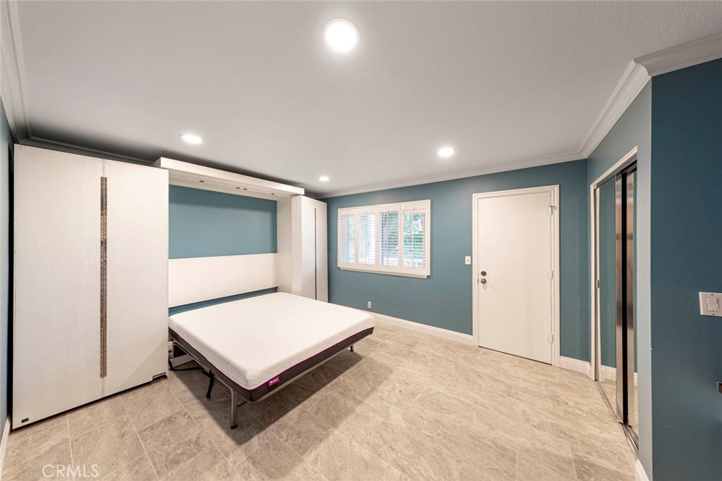 17850 Winterberry Street