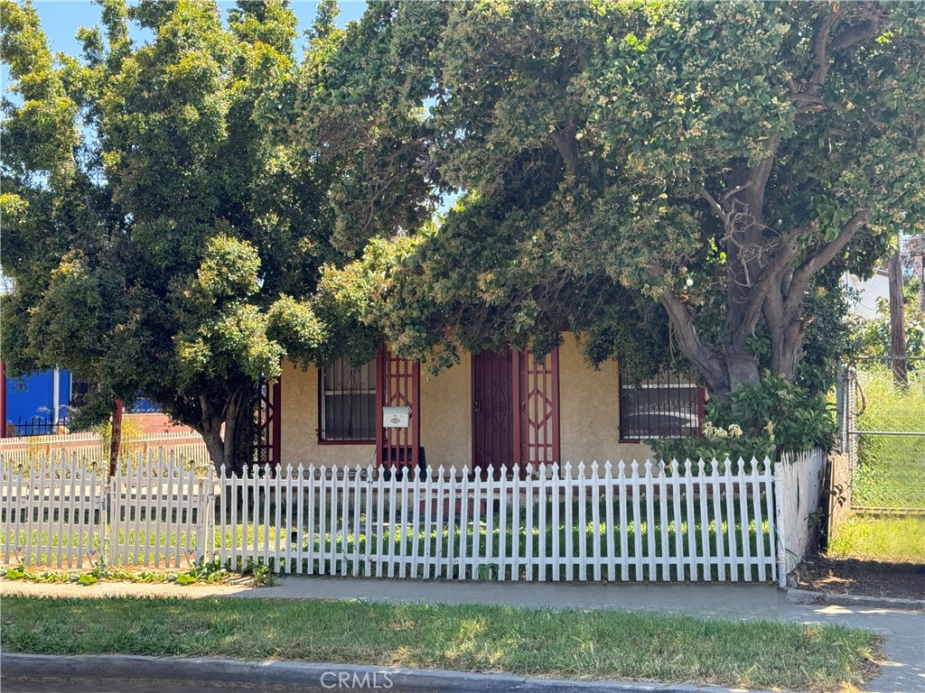 326 E 116th Street