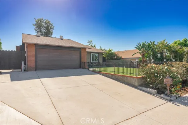 1806 Jennifer Place