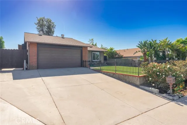 1806 Jennifer Place
