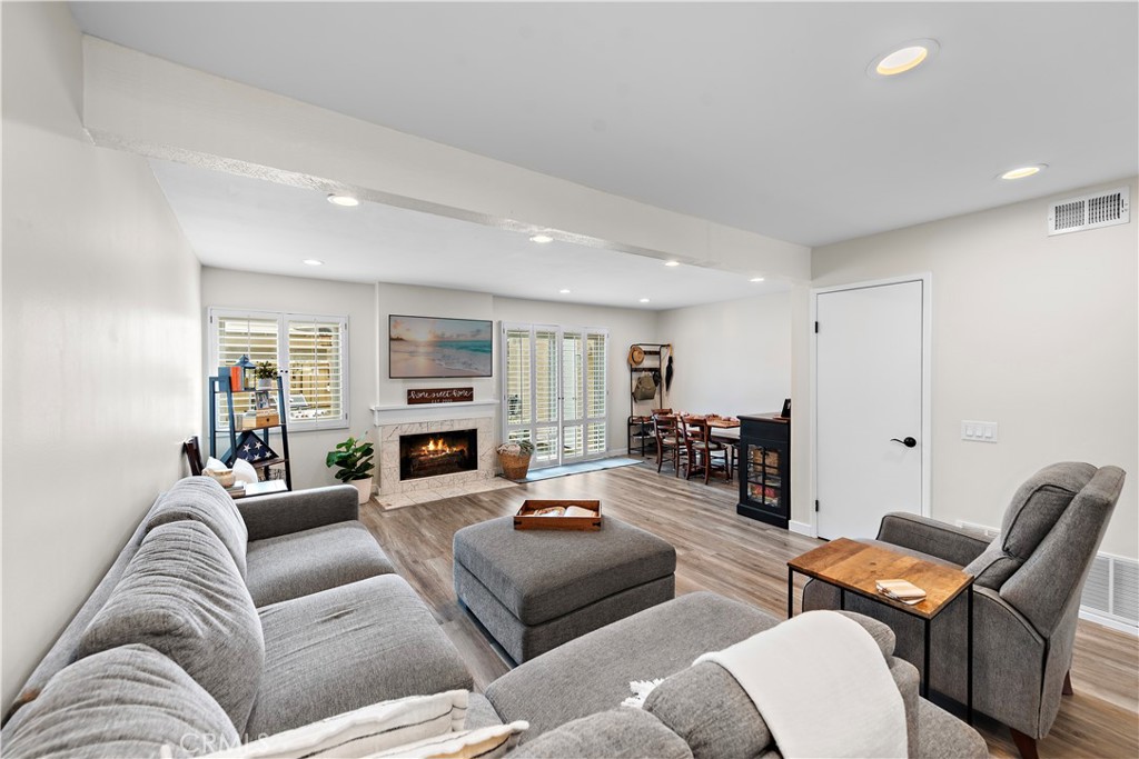 26 Fox Hollow