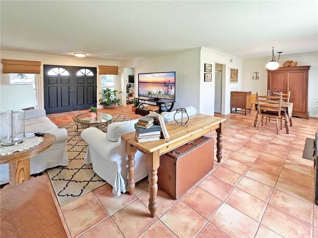 18659 Las Flores Street