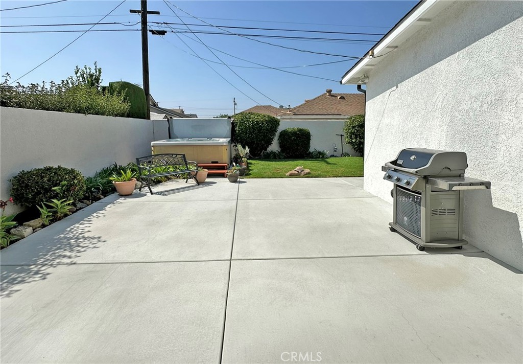 18659 Las Flores Street