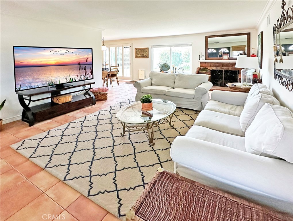 18659 Las Flores Street