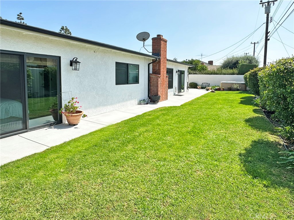 18659 Las Flores Street