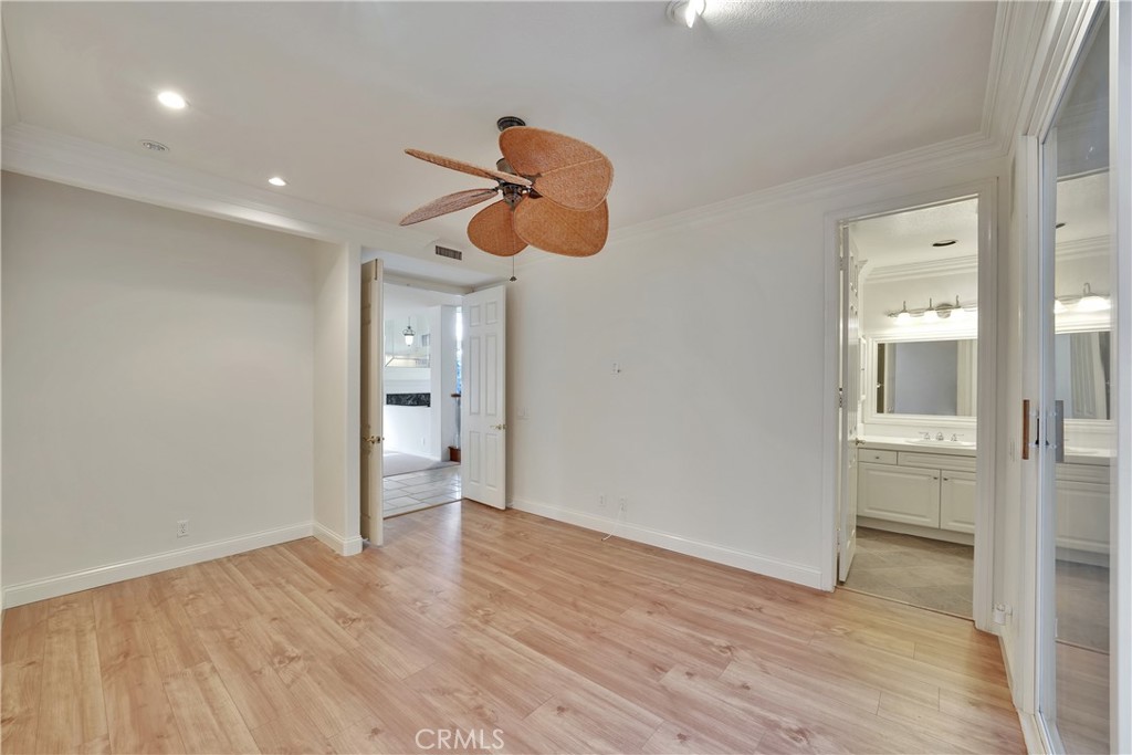 6932 Livingston Drive