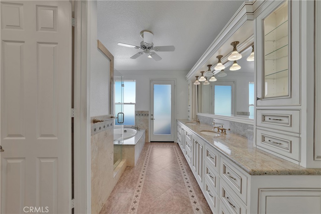 6932 Livingston Drive