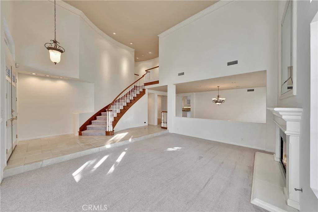 6932 Livingston Drive