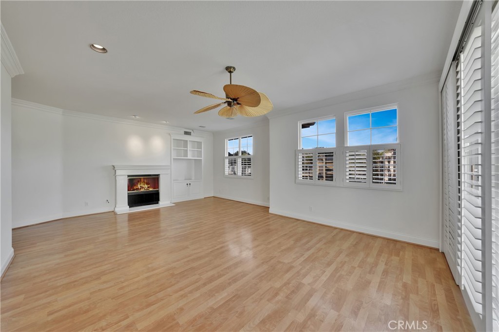 6932 Livingston Drive