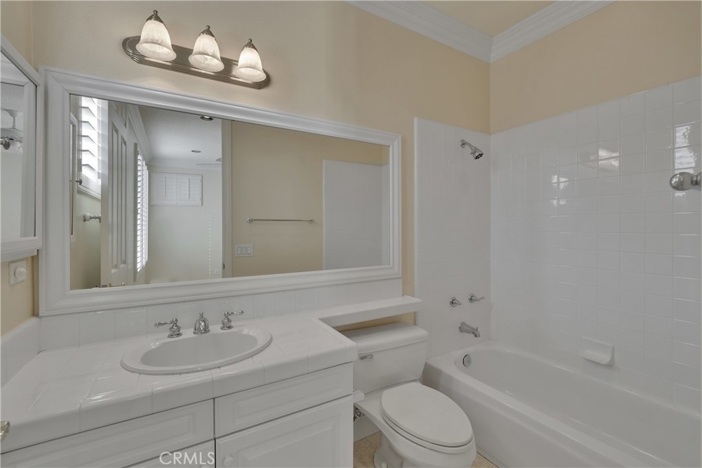 6932 Livingston Drive