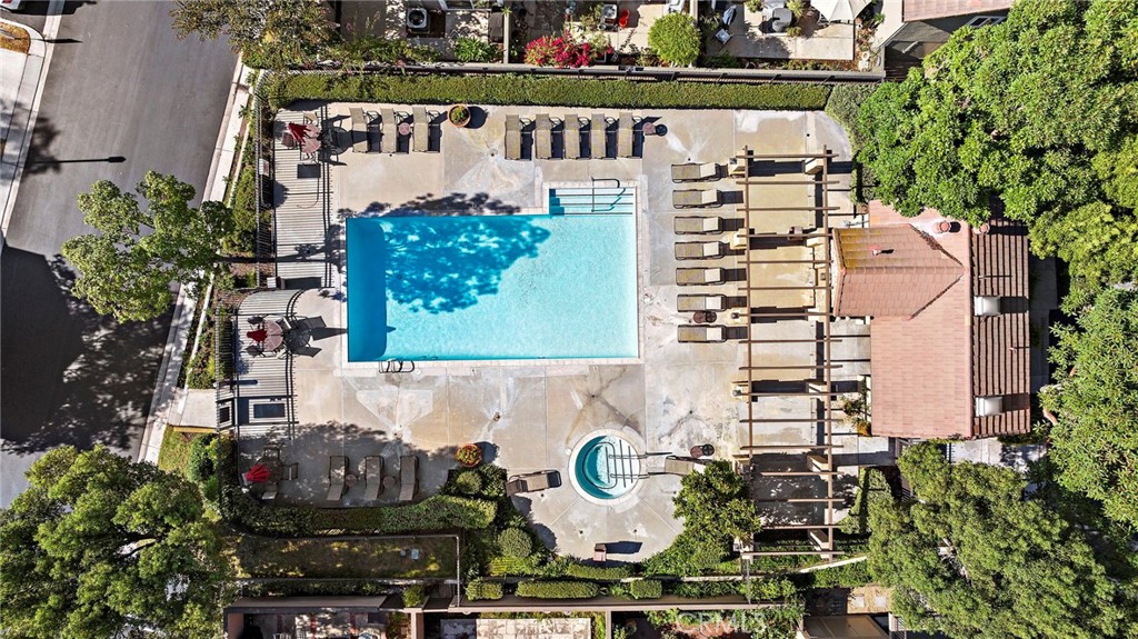 8004 E Snapdragon Lane