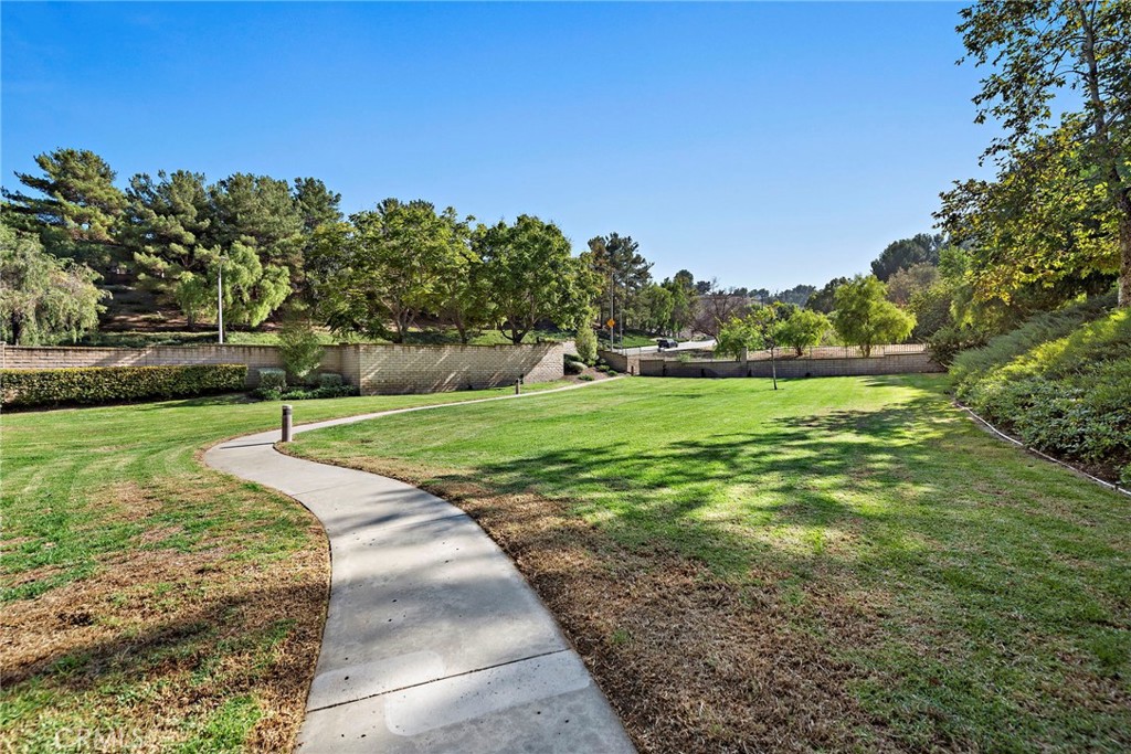 8004 E Snapdragon Lane