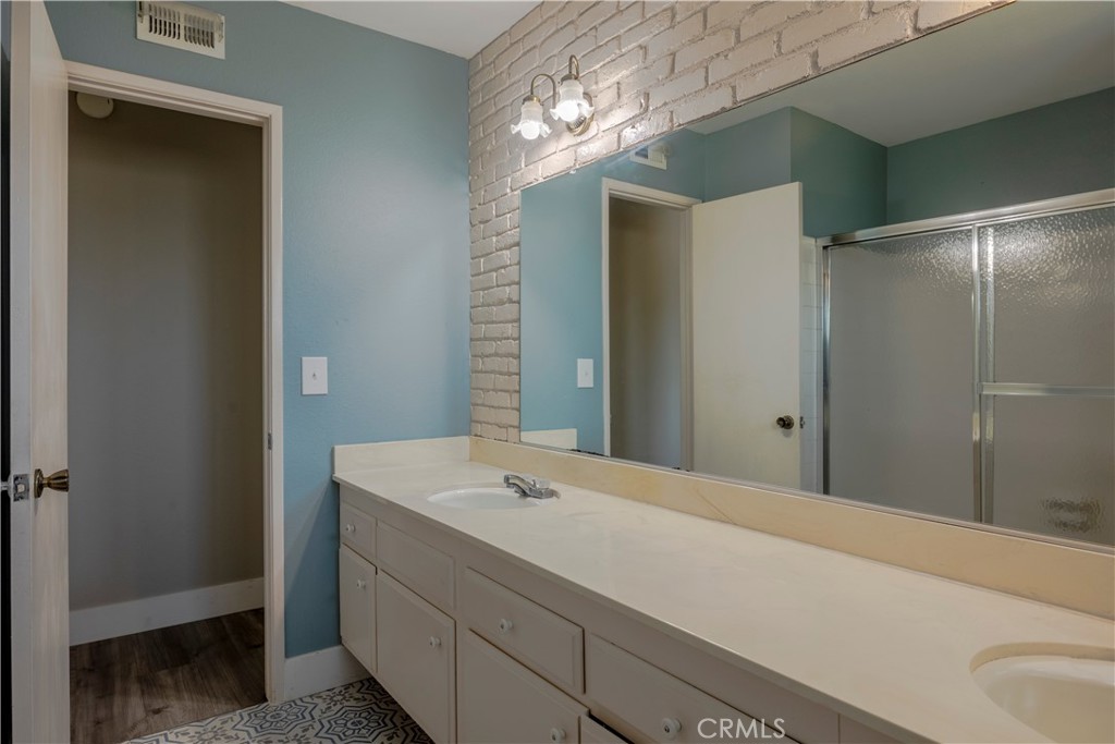 3440 Pickwick Street