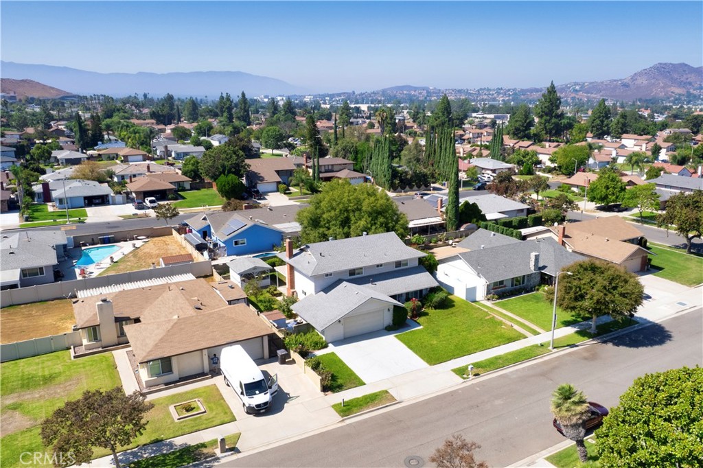 3440 Pickwick Street