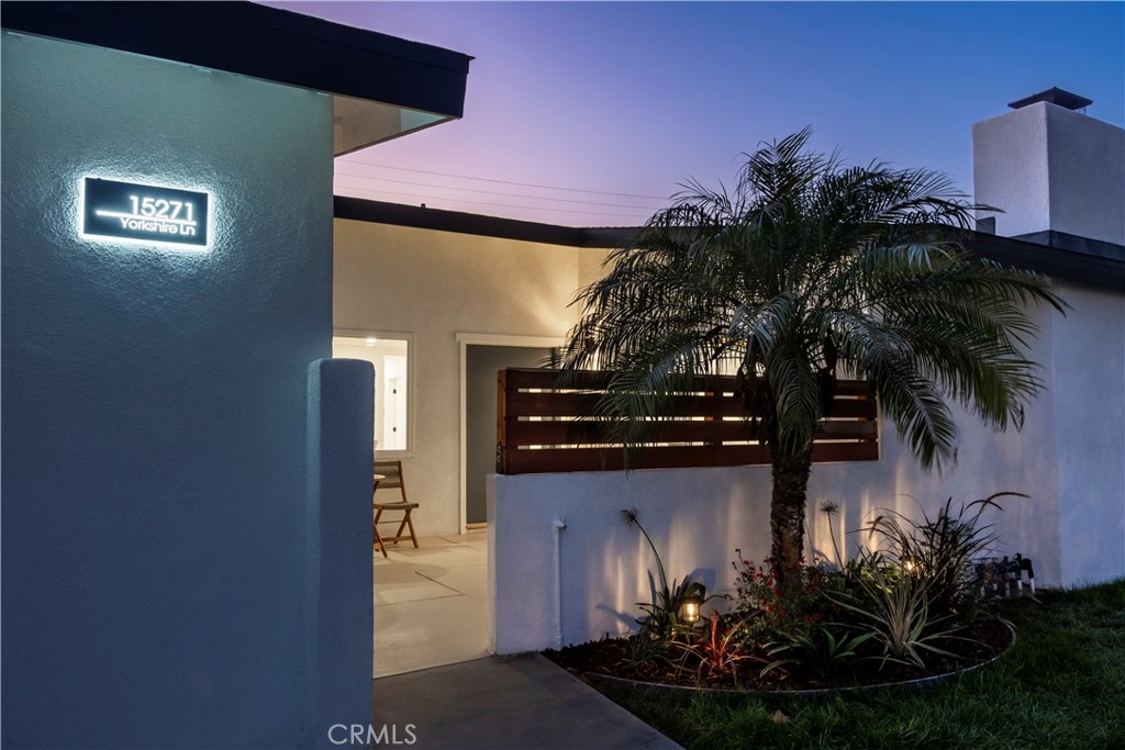 15271 Yorkshire Lane