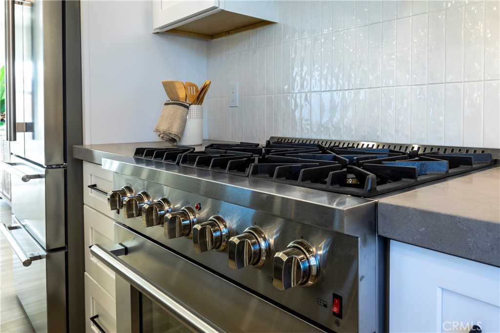 15271 Yorkshire Lane