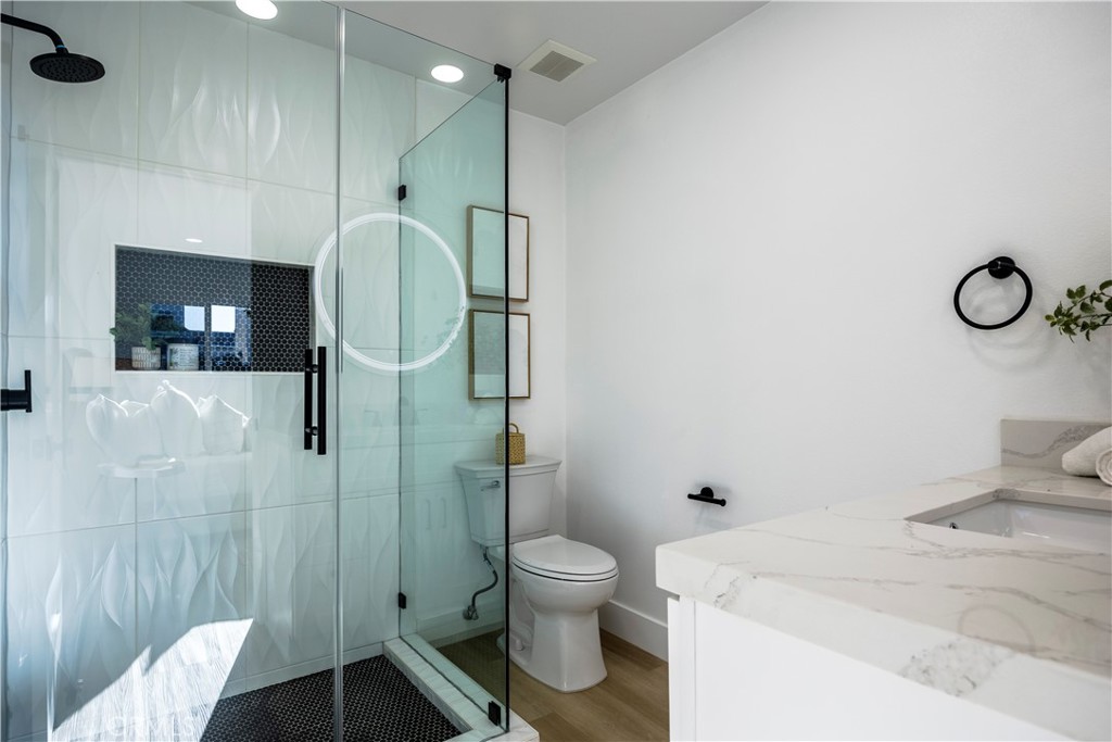 15271 Yorkshire Lane