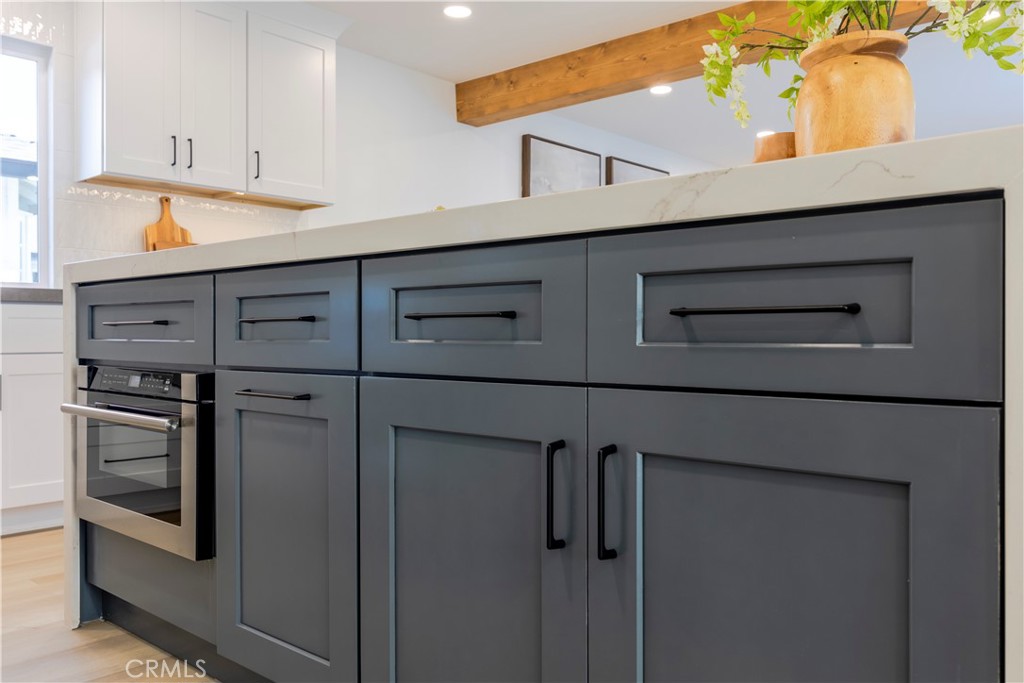 15271 Yorkshire Lane