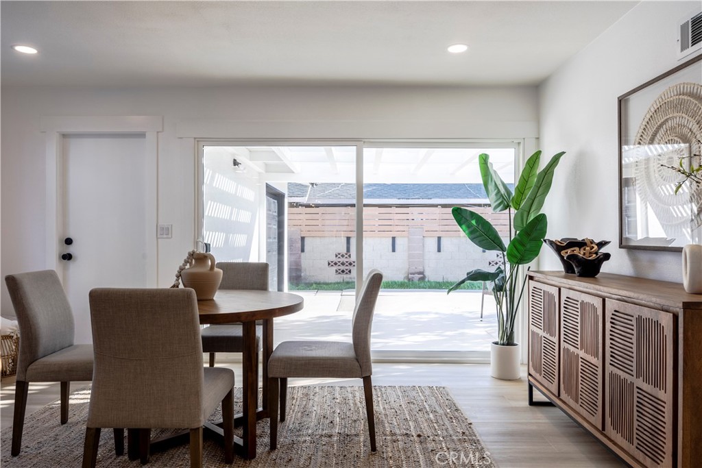 15271 Yorkshire Lane