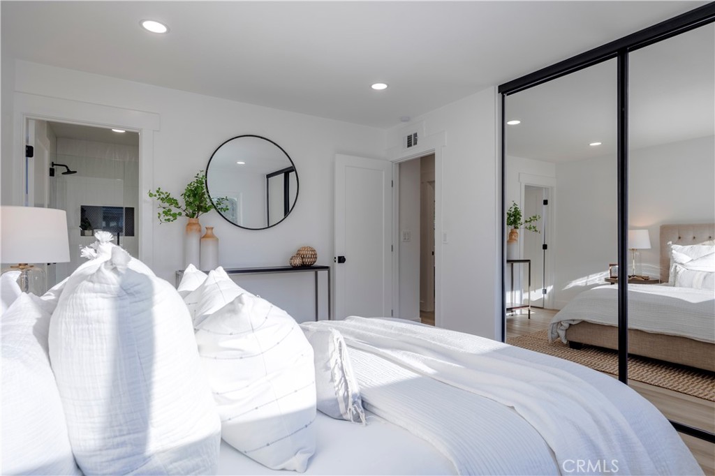 15271 Yorkshire Lane