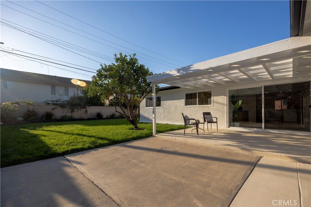 15271 Yorkshire Lane