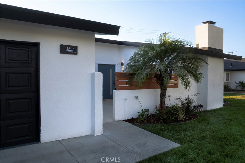 15271 Yorkshire Lane