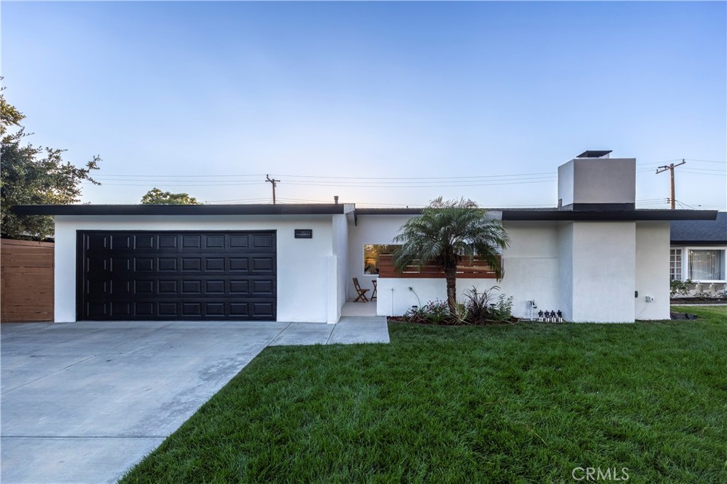 15271 Yorkshire Lane