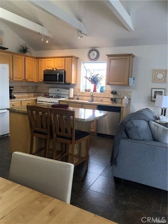 238 Unit A Avenida Montalvo A