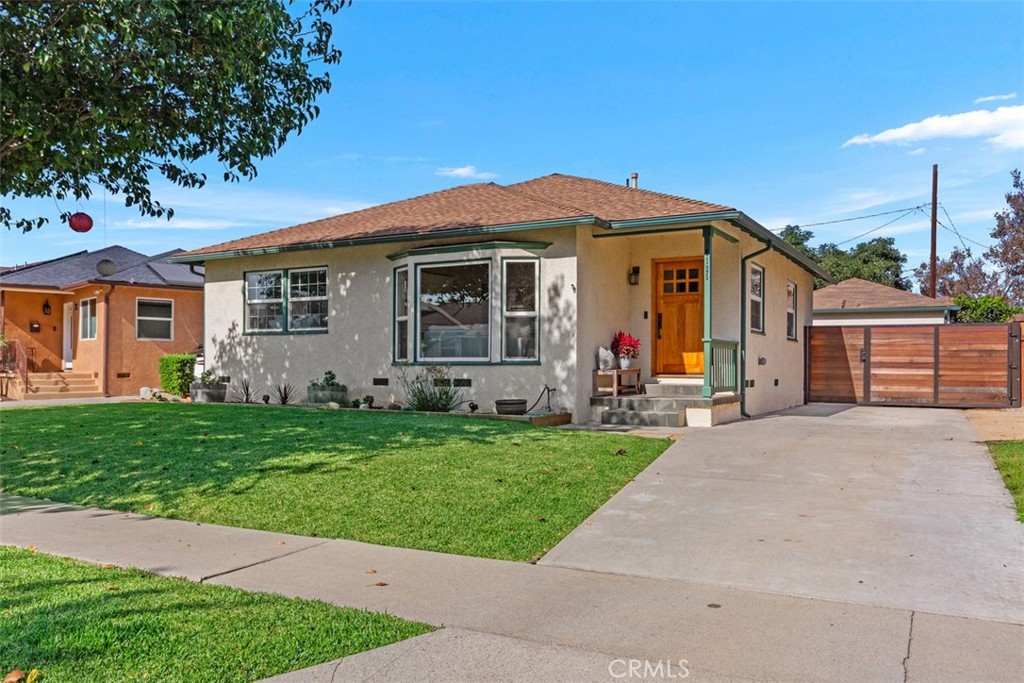 6125 Yearling Street