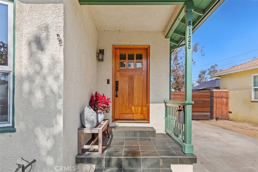 6125 Yearling Street