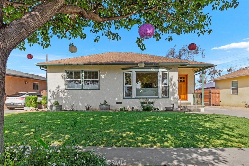 6125 Yearling Street