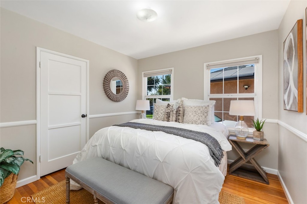 6125 Yearling Street