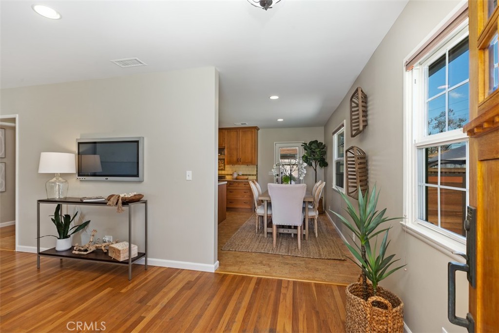 6125 Yearling Street