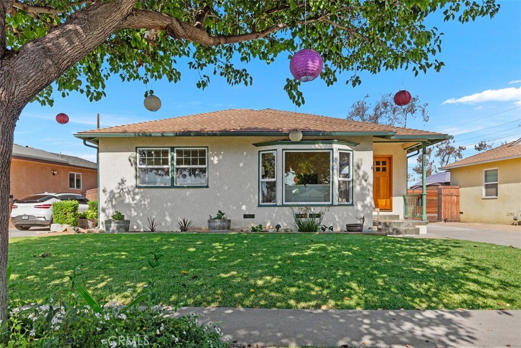 6125 Yearling Street