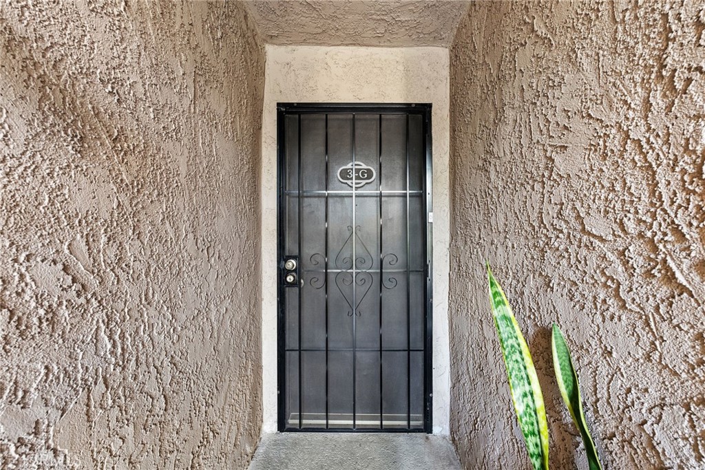 7890 E Spring St. 3G