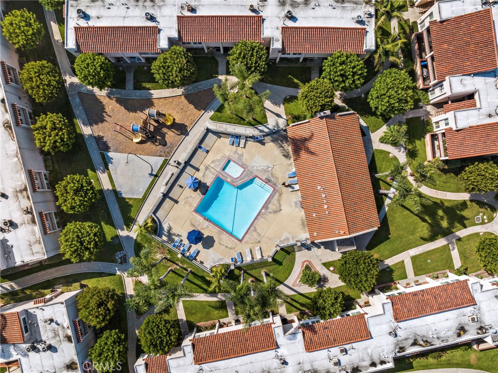 700 W La Veta Avenue Unit O18