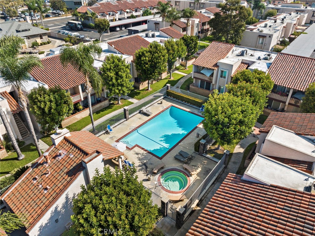 700 W La Veta Avenue Unit O18