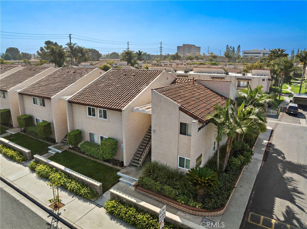 700 W La Veta Avenue Unit O18